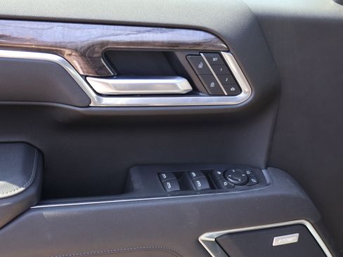 Used 2025 Chevrolet Silverado 1500 LTZ w/ LTZ Convenience Package II image 24