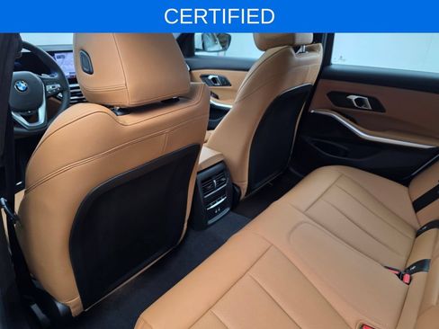 Used 2024 BMW 330i Sedan w/ Premium Package RWD image 15
