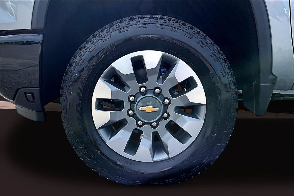 New 2026 Chevrolet Silverado 2500 Custom w/ Custom Value Package AWD/4WD image 11