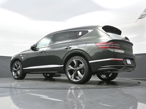 New 2025 Genesis GV80 3.5T Prestige image 15