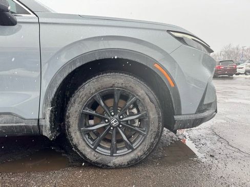 Certified 2025 Honda CR-V Sport image 11