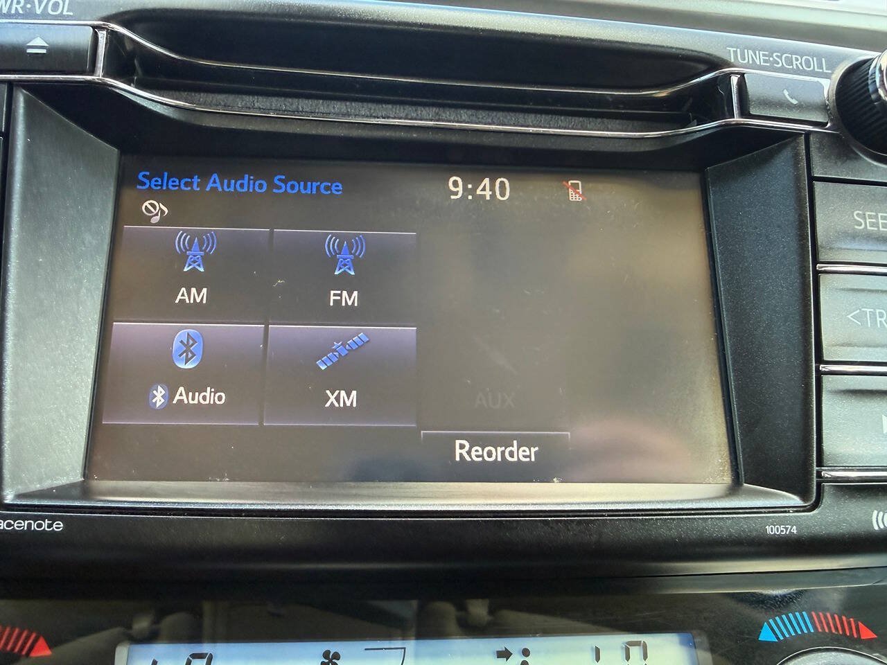 Used 2018 Toyota RAV4 XLE w/ Plus Extra Value Package AWD/4WD image 37
