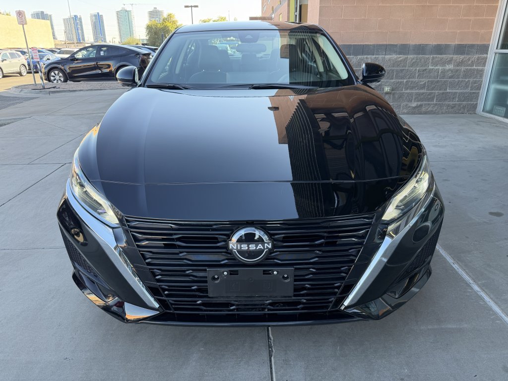 Used 2024 Nissan Altima 2.5 SL AWD/4WD image 10