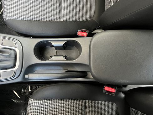 Used 2020 Hyundai Kona SE AWD/4WD image 15