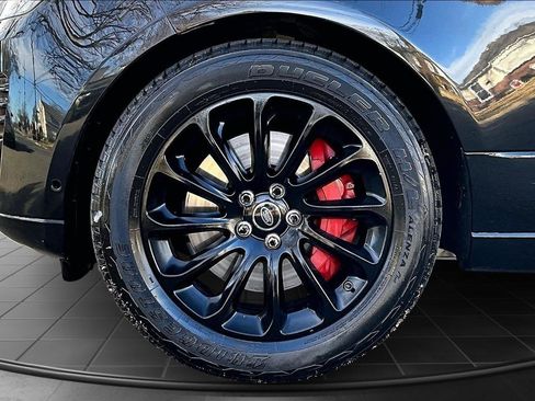 Used 2018 Land Rover Range Rover HSE image 34