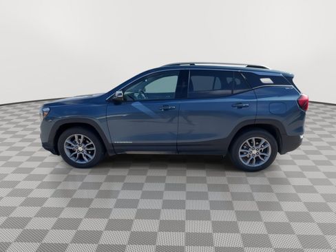 Used 2024 GMC Terrain SLT AWD/4WD image 5