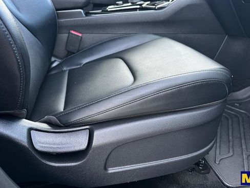 Used 2025 Kia Sportage EX w/ EX Premium Package image 21