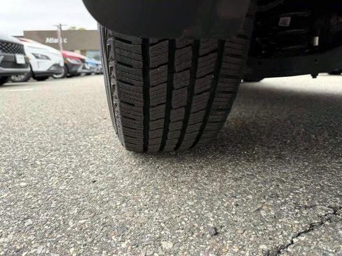 Used 2019 Hyundai Santa Fe SE FWD image 13