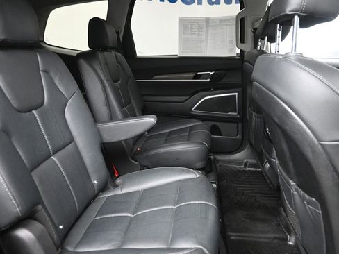 Used 2021 Kia Telluride SX w/ Nightfall Edition Package image 8
