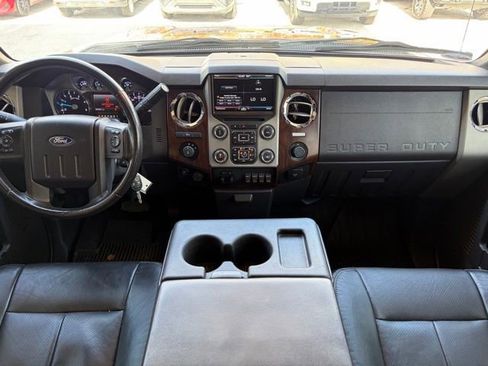 Used 2016 Ford F350 Lariat w/ Chrome Package image 10