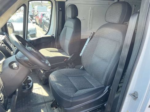 Used 2023 RAM ProMaster 2500 FWD image 15