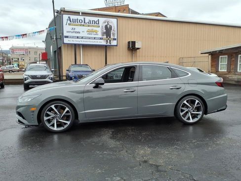 Used 2022 Hyundai Sonata SEL Plus FWD image 2