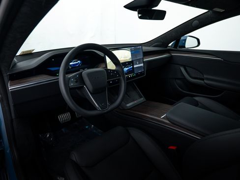 Used 2026 Tesla Model S image 4