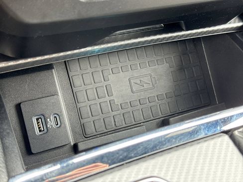 Used 2020 Ford Expedition Limited w/ Equipment Group 303A AWD/4WD image 40