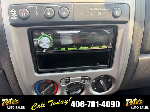 Used 2011 Chevrolet Colorado W/T AWD/4WD image 16