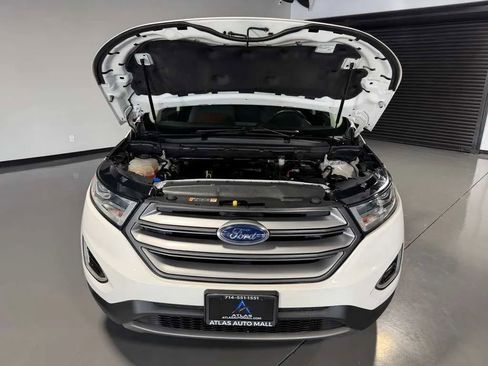 Used 2018 Ford Edge SEL w/ Equipment Group 201A FWD image 7