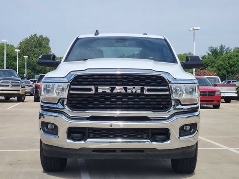 Used 2022 RAM 2500 Big Horn w/ Level 1 Equipment Group AWD/4WD image 2