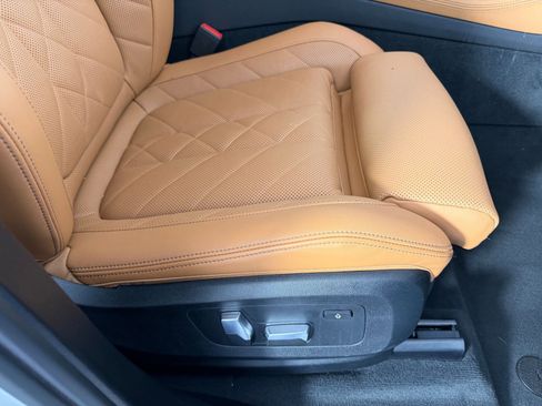 Used 2023 BMW X5 xDrive40i w/ Premium Package image 35