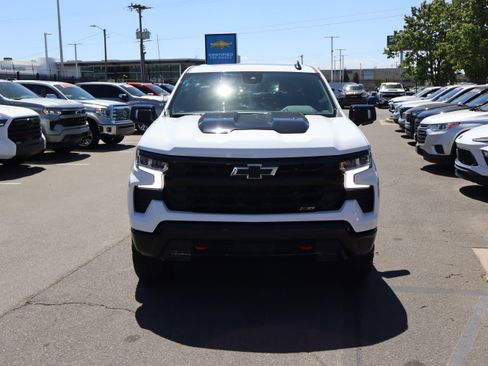 Certified 2024 Chevrolet Silverado 1500 LT Trail Boss w/ LT Trail Boss Premium Package AWD/4WD image 3