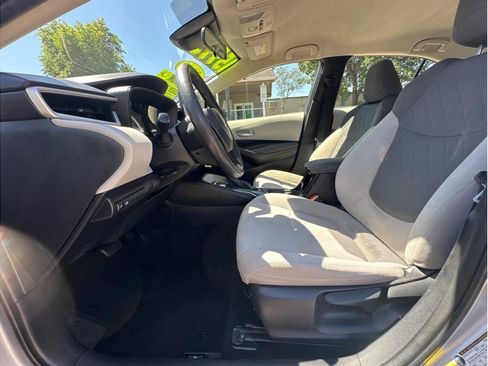 Used 2021 Toyota Corolla LE w/ Carpet Mat Package (TMS) FWD image 14