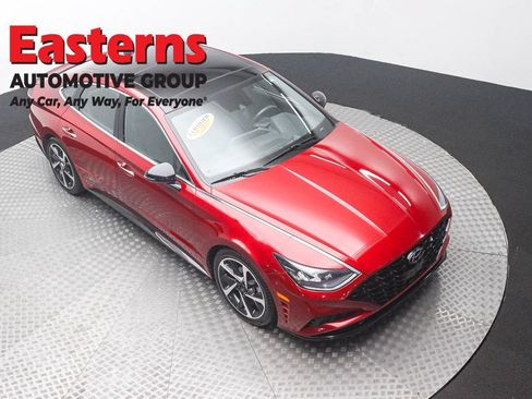 Used 2023 Hyundai Sonata SEL Plus FWD image 3