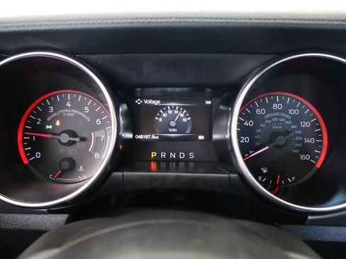 Used 2022 Ford Mustang Premium image 19