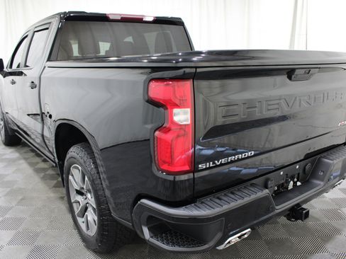 Used 2022 Chevrolet Silverado 1500 RST AWD/4WD image 29