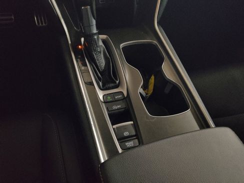 Used 2021 Honda Accord Sport image 26