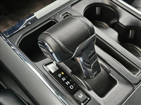 Used 2021 Ford F150 Lariat image 24