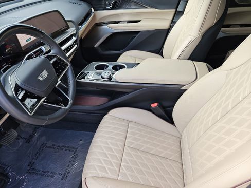 Used 2024 Cadillac Lyriq Sport w/ Nappa Leather Package image 15