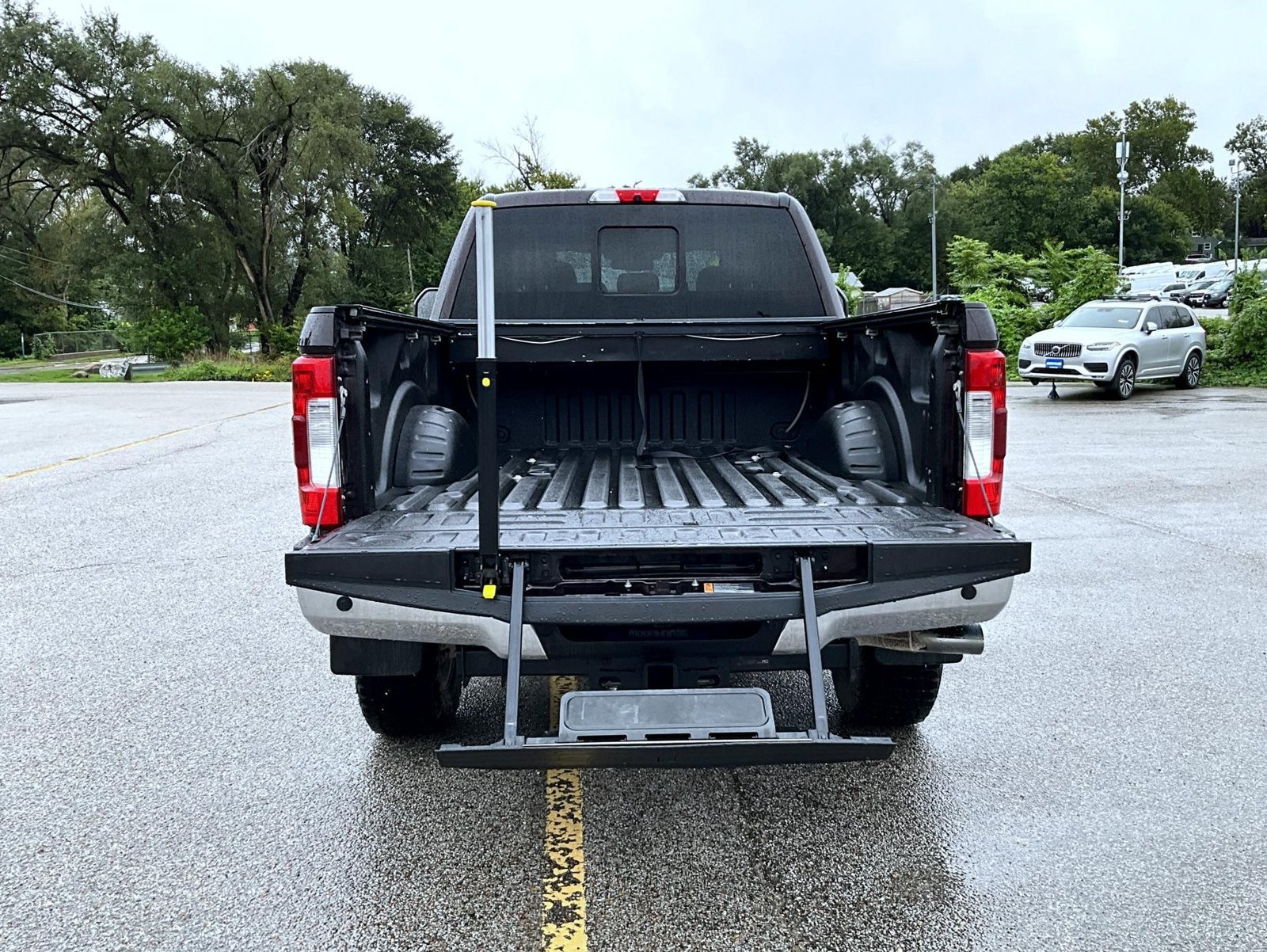 Used 2019 Ford F250 Lariat w/ Lariat Ultimate Package AWD/4WD image 9