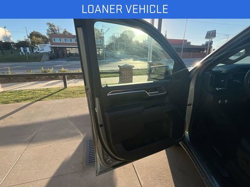 New 2026 GMC Sierra 1500 SLE AWD/4WD image 14