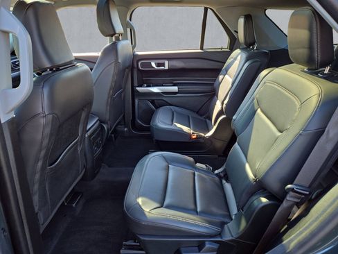 Certified 2023 Ford Explorer XLT w/ Equipment Group 202A image 23