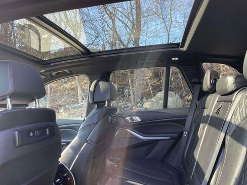 Used 2021 BMW X5 xDrive45e w/ M Sport Package image 13
