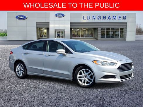 Used 2015 Ford Fusion SE FWD image 1