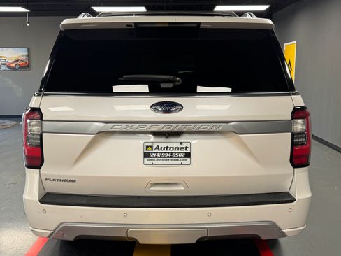 Used 2018 Ford Expedition Platinum AWD/4WD image 6