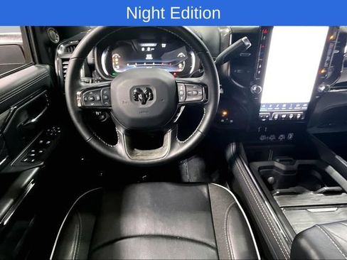 Used 2025 RAM 2500 Limited AWD/4WD image 12