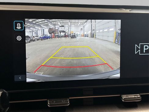 Used 2025 Hyundai Kona SEL image 26