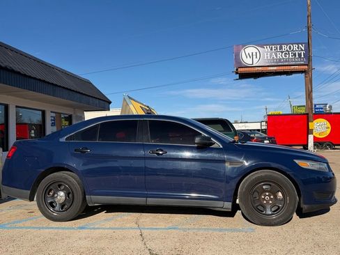 Used 2018 Ford Taurus Police Interceptor image 4