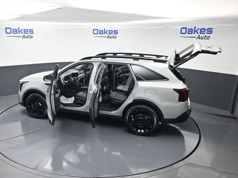 Certified 2026 Kia Sorento SX AWD/4WD image 63