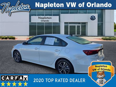 Used 2024 Kia Forte LXS image 8