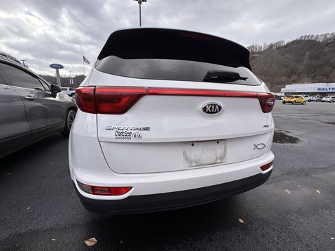 Used 2019 Kia Sportage LX image 10