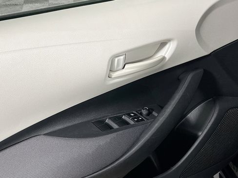Used 2024 Toyota Corolla LE FWD image 17