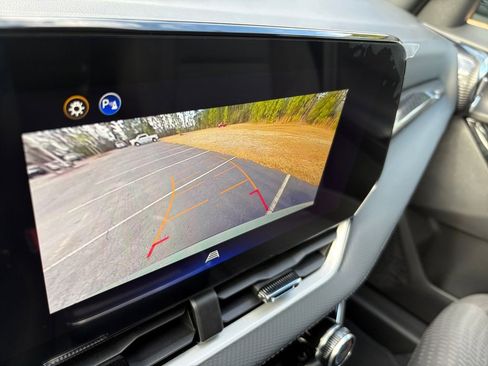 New 2026 Chevrolet Equinox LT image 14