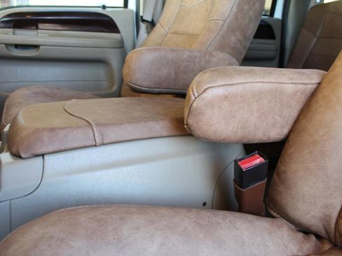 Used 2007 Ford F250 King Ranch image 39