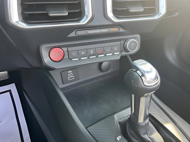 Used 2025 Ford Mustang Premium RWD image 20