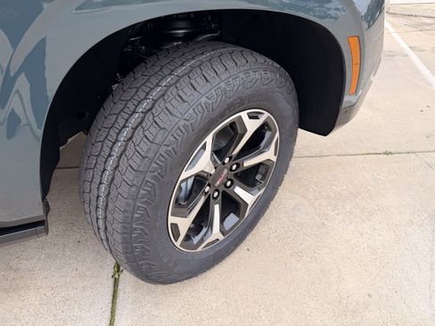 New 2026 GMC Yukon AT4 w/ AT4 Premium Plus Package image 6