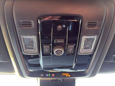 New 2026 Chevrolet Suburban LT w/ Comfort Package image 30