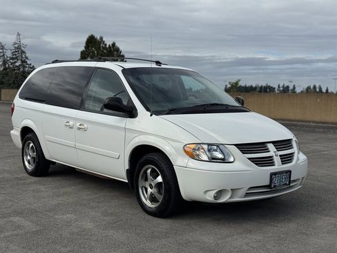 Used 2006 Dodge Grand Caravan SXT image 7