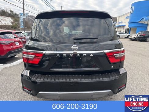 Used 2024 Nissan Armada SL w/ Captain's Chairs Package image 8